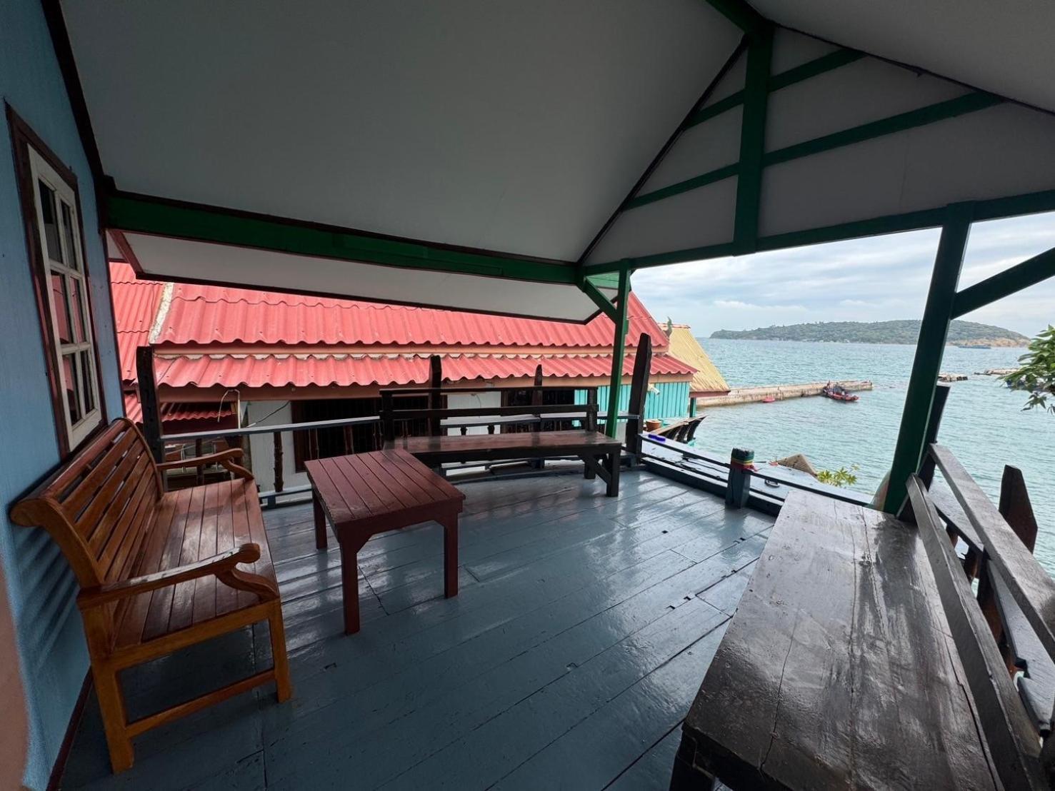 Rimtalay Resort Koh Si Chang Exterior photo